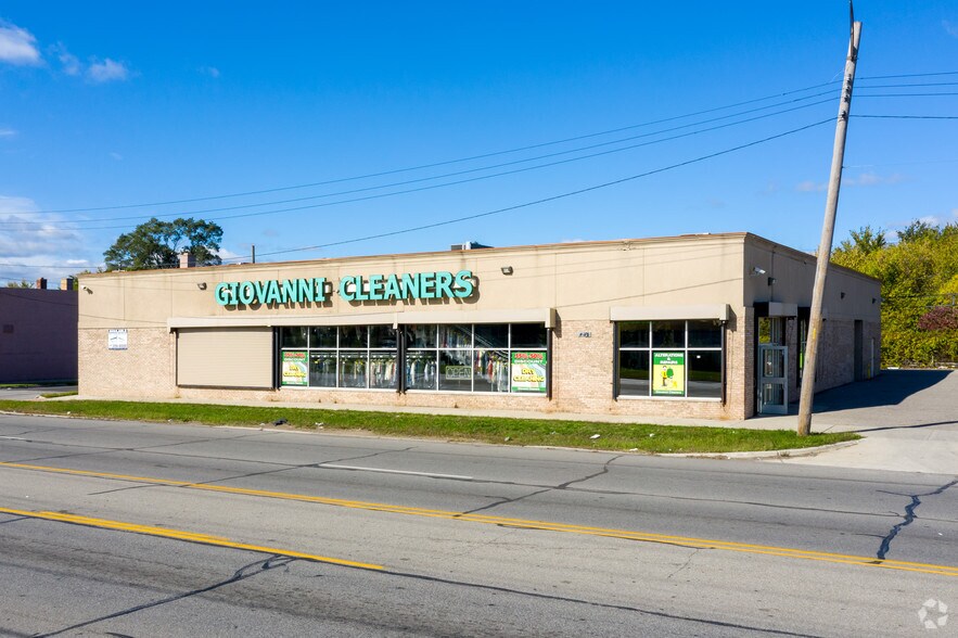 More Photos Of 16940 Joy Rd, Detroit Freestanding For Lease