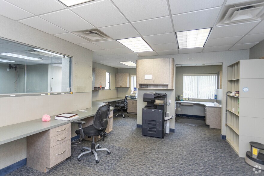 More Photos Of 55 Veterans Memorial Hwy, Commack Medical For Lease