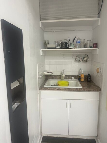 More Photos Of 80 Main St, Madison Office For Lease