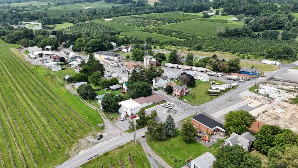 More Photos Of 115 Upper Bermudian Rd, Gardners Convenience Store For Sale