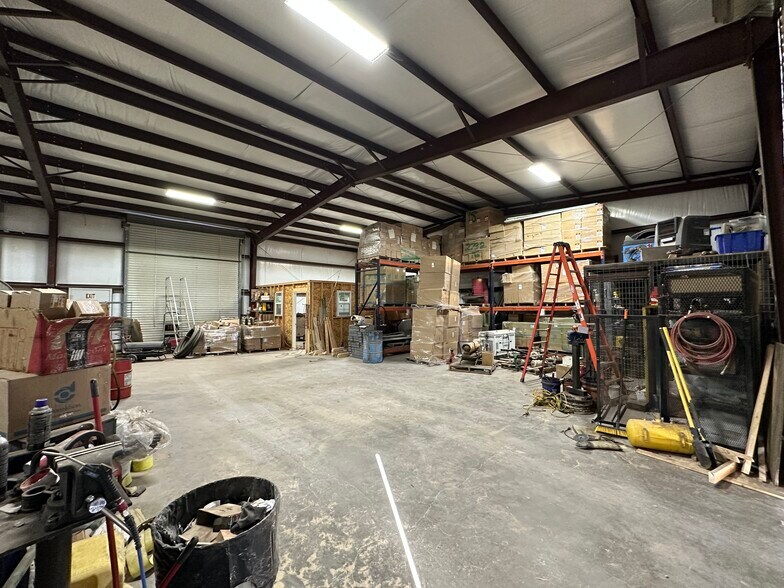 More Photos Of 8700 S County Road 1210, Midland Manufacturing For Sale