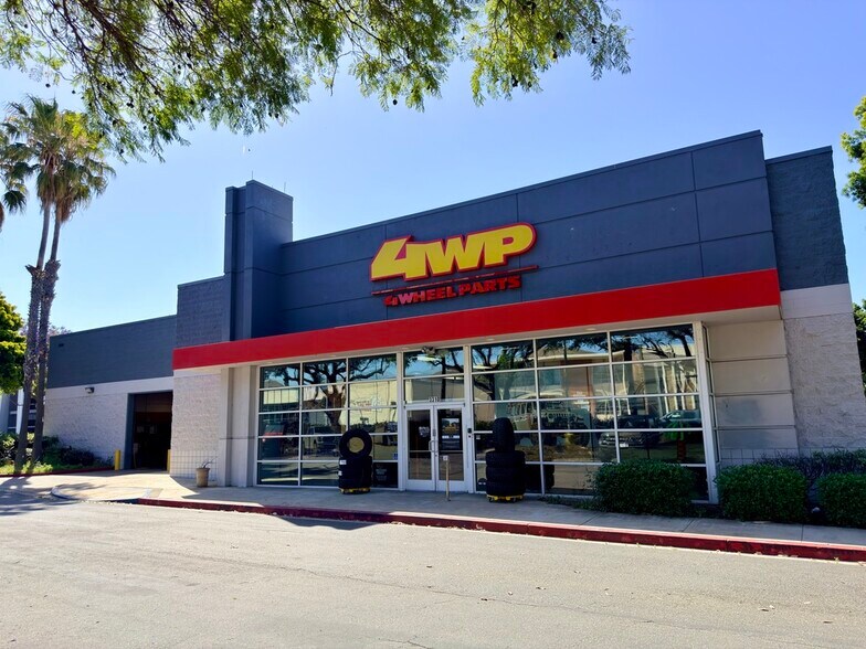 More Photos Of 3310 Telegraph Rd, Ventura Auto Repair For Lease