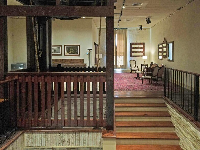 More Photos Of 97 1st St, Grenada General Retail For Sale