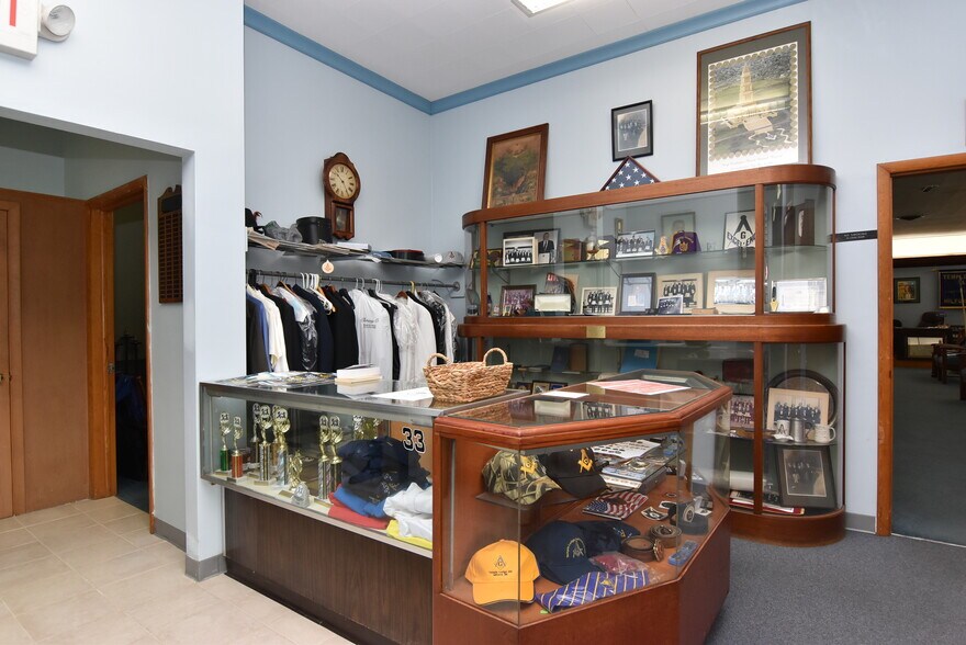 More Photos Of 125 Causey Ave, Milford Office For Sale