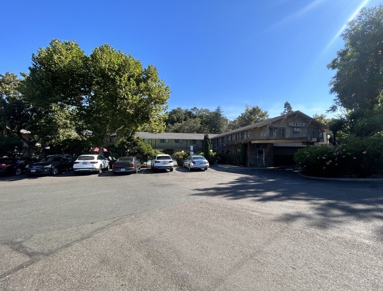 More Photos Of 2901 4th St, Santa Rosa Hotel For Sale