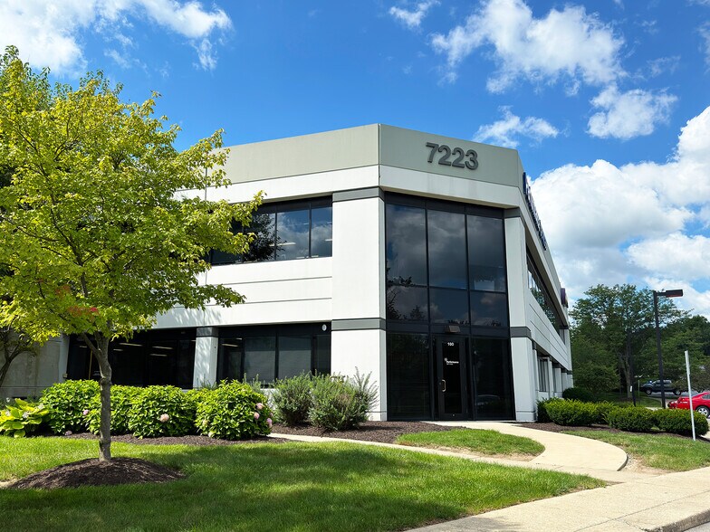 More Photos Of 7221-7223 Engle Rd, Fort Wayne Office For Lease