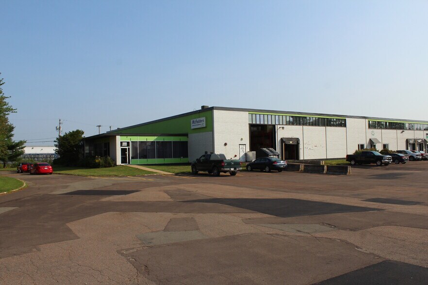 More Photos Of 71 Loftus St, Moncton Warehouse For Lease