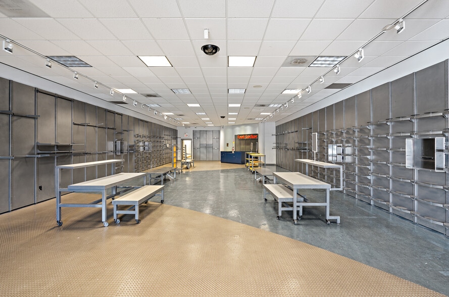 More Photos Of 2829 Mission St, San Francisco Storefront For Lease