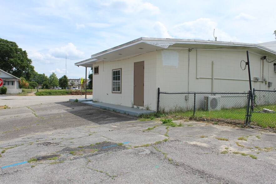 More Photos Of 1102-1106 Meeting St, West Columbia Auto Repair For Lease