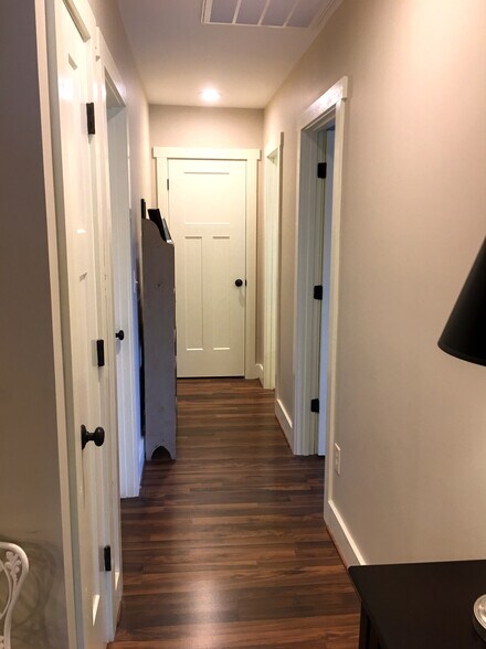 More Photos Of 444 S Beech Mountain Pky, Banner Elk Office For Sale