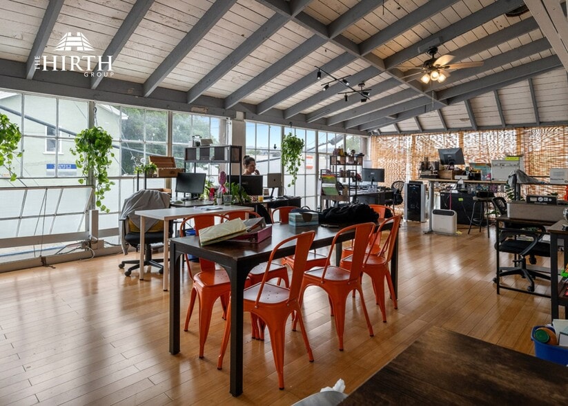 More Photos Of 2321 Filbert St, Oakland Warehouse For Sale