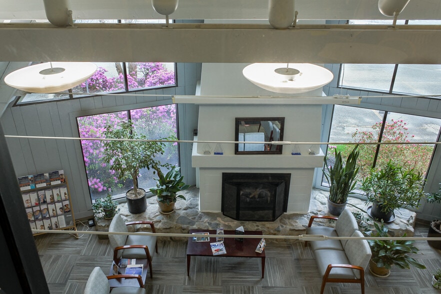 More Photos Of 244 Western Ave, South Portland Medical For Sale