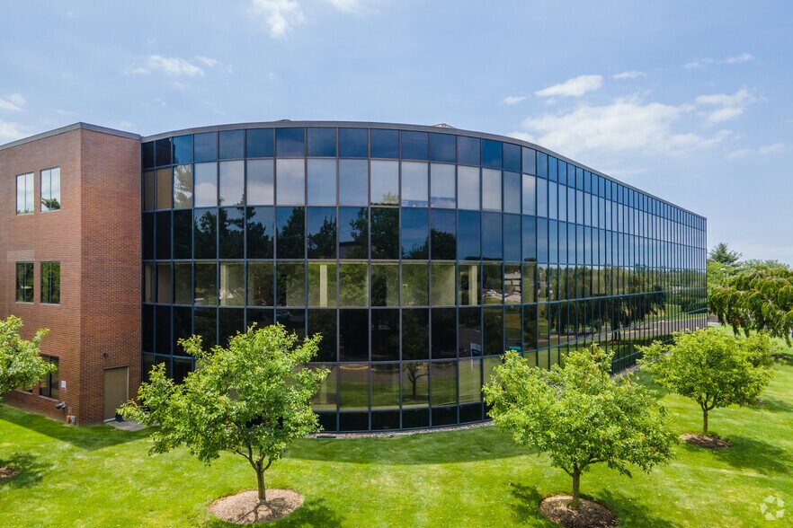 More Photos Of 4 Sentry Pky E, Blue Bell Office For Lease