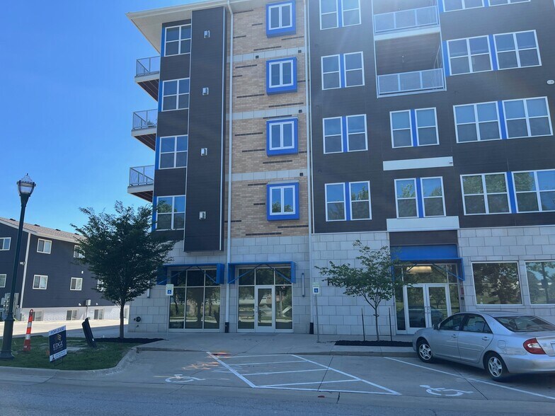 More Photos Of 1708 5th St, Coralville Apartments For Lease