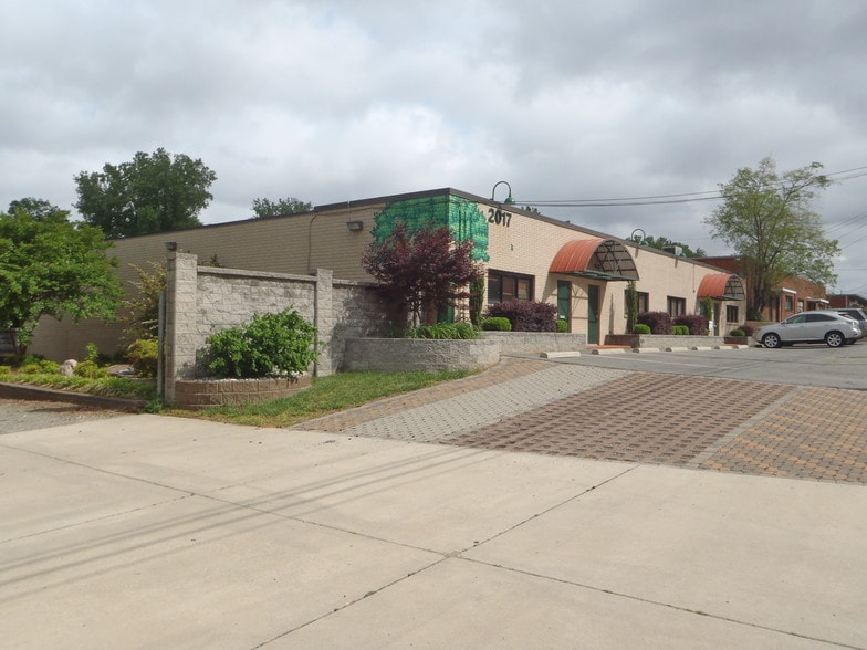 More Photos Of 2017-2023 N Davidson St, Charlotte Flex For Lease