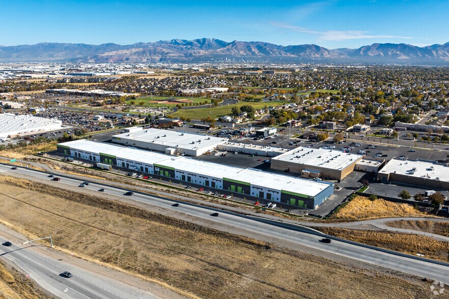 More Photos Of 5718 W 3500 South, West Valley Warehouse For Lease