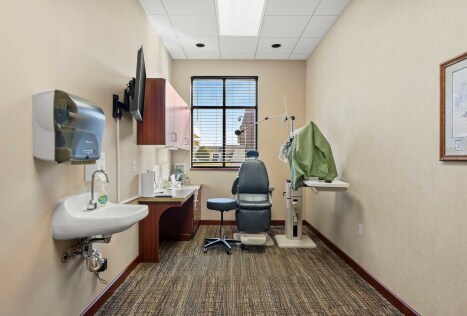 More Photos Of 1721 W Main St, Sun Prairie Medical For Sale