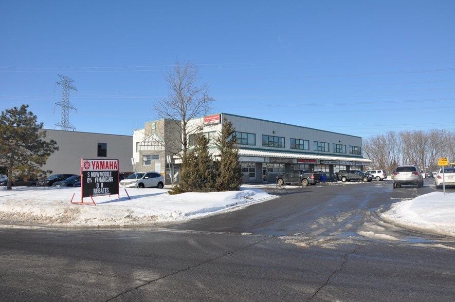 More Photos Of 33 Roydon Pl, Ottawa General Retail For Lease