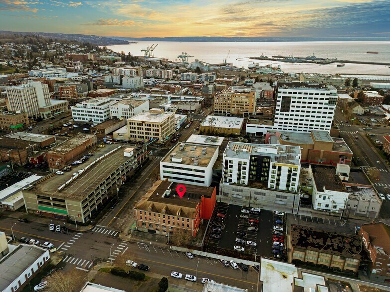 More Photos Of 2720 Rockefeller Ave, Everett Specialty For Sale