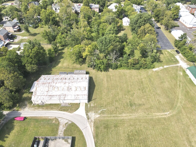 Primary Photo Of 201 Willis St, Shelbyville Warehouse For Sale