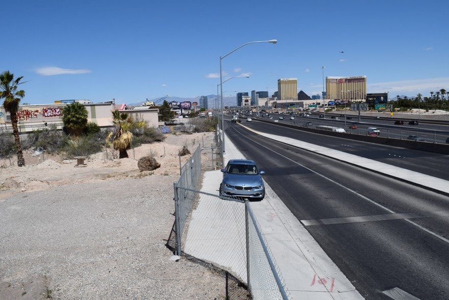 More Photos Of 6179 Dean Martin Dr, Las Vegas Land For Sale