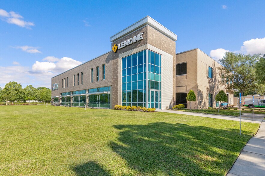 More Photos Of 1906 Eraste Landry Rd, Lafayette Office For Sale