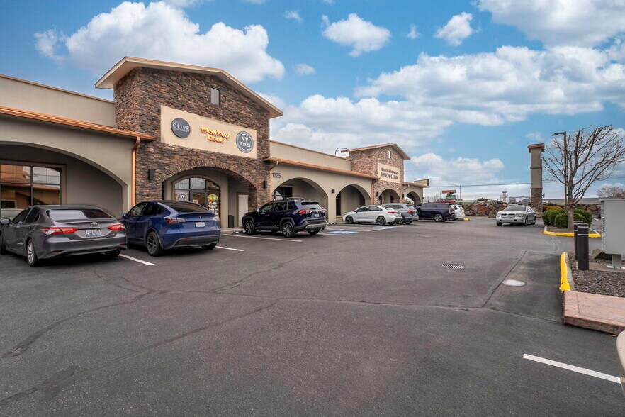 More Photos Of 1321-1325 Aaron Dr, Richland Storefront Retail Office For Lease