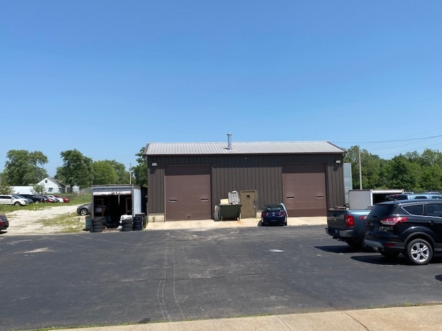 More Photos Of 600 Meyer Rd, Celina Flex For Lease