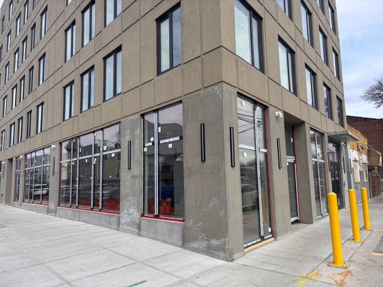 Primary Photo Of 3051 Atlantic Ave, Brooklyn Warehouse For Lease