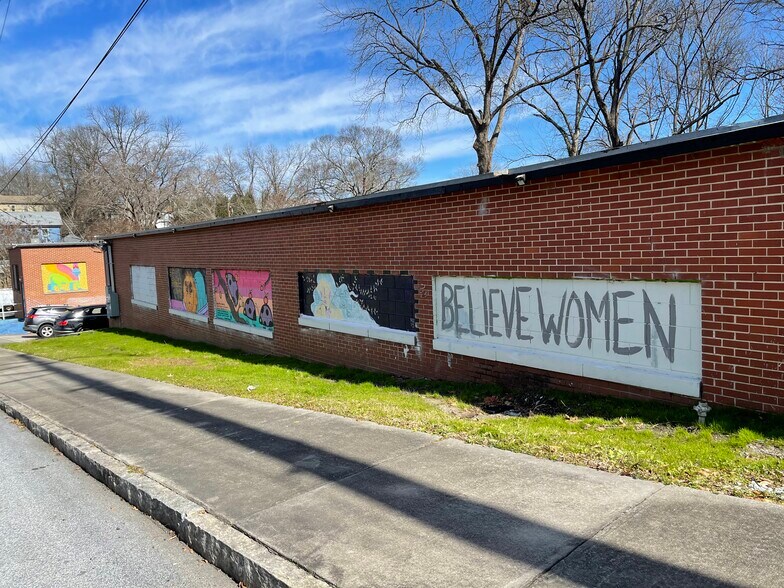 More Photos Of 55 Ormond St, Atlanta Warehouse For Sale