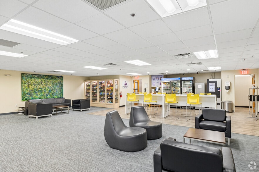 More Photos Of 1901 W Cypress Creek Rd, Fort Lauderdale Office For Lease
