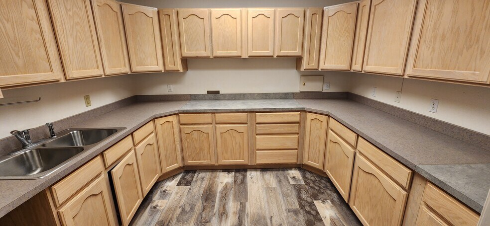 More Photos Of 111 N Park St, Cortez Medical For Lease