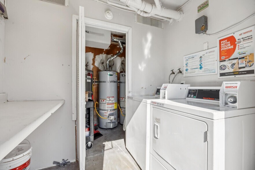 More Photos Of 1412-1416 9th St, Berkeley Apartments For Sale