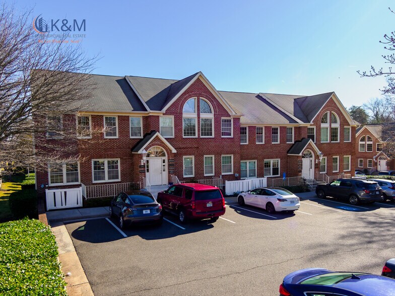 More Photos Of 9693-9697 Main St, Fairfax Medical For Sale