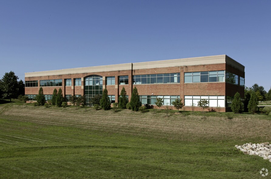 More Photos Of 83 General Warren Blvd, Malvern Office For Lease