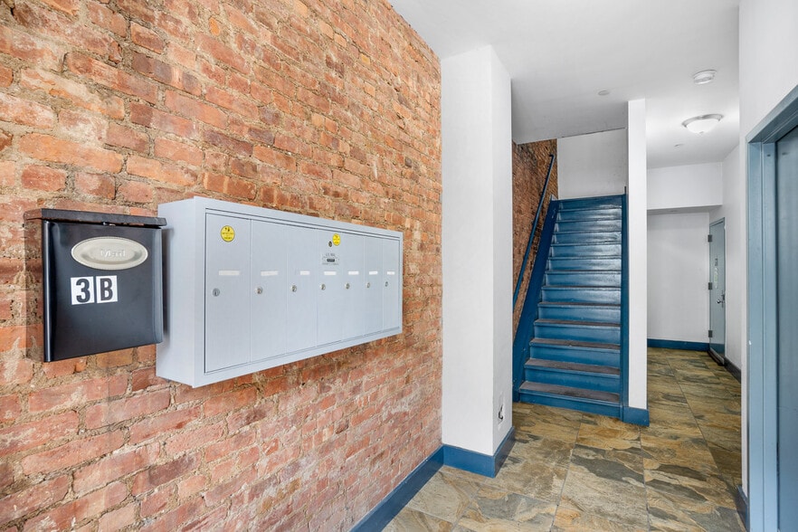 More Photos Of 476 Gates Ave, Brooklyn Apartments For Sale