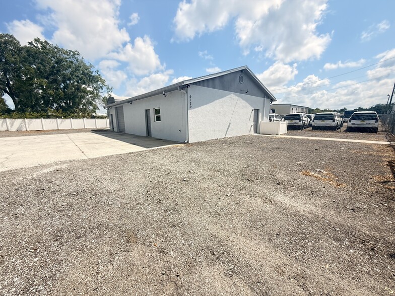 More Photos Of 6129 Siesta Ln, Port Richey Warehouse For Lease