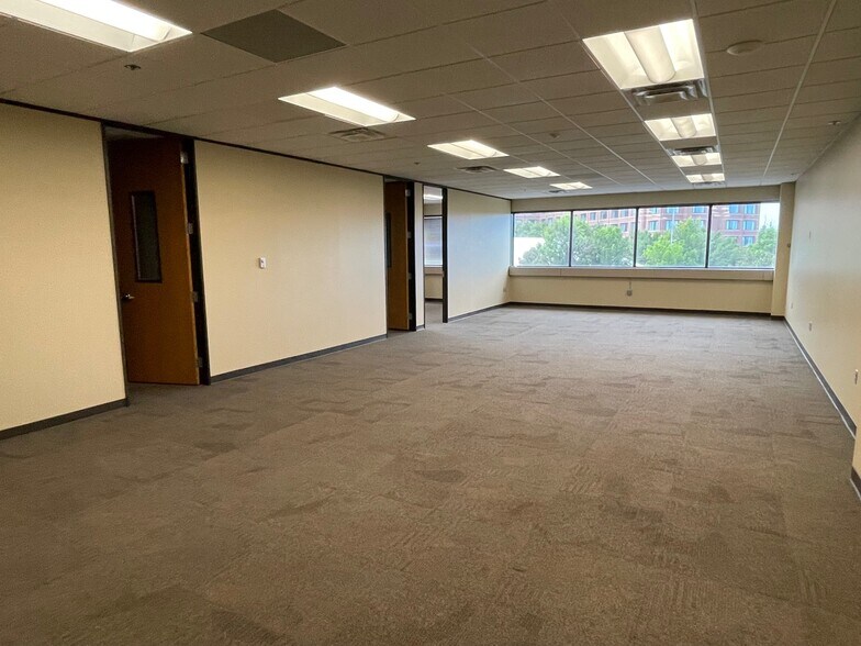 More Photos Of 5550 Tech Center Dr, Colorado Springs Office For Lease