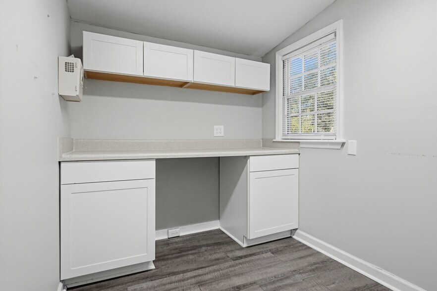 More Photos Of 615 Barlow St, Americus Healthcare For Sale