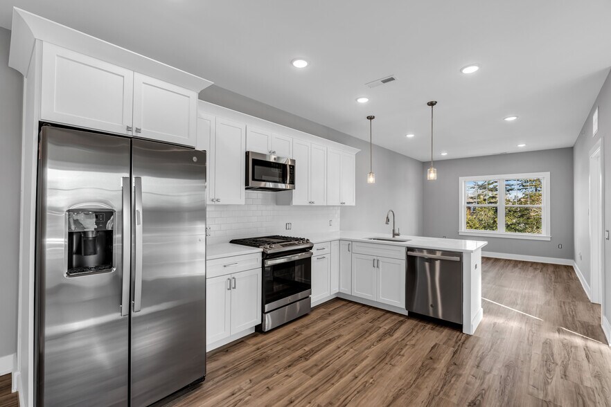 More Photos Of 33 Union Ave, Manasquan Apartments For Sale