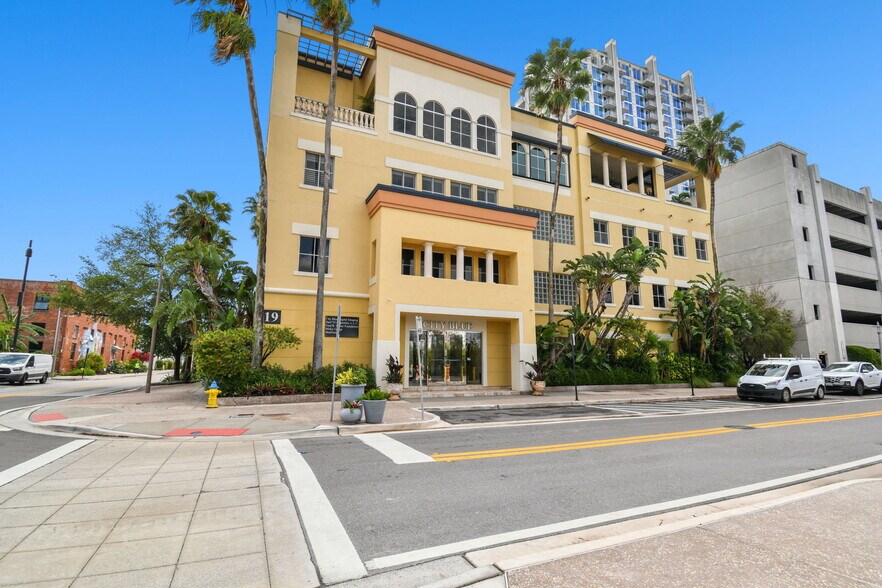 More Photos Of 119 N 11th St, Tampa Office For Sale