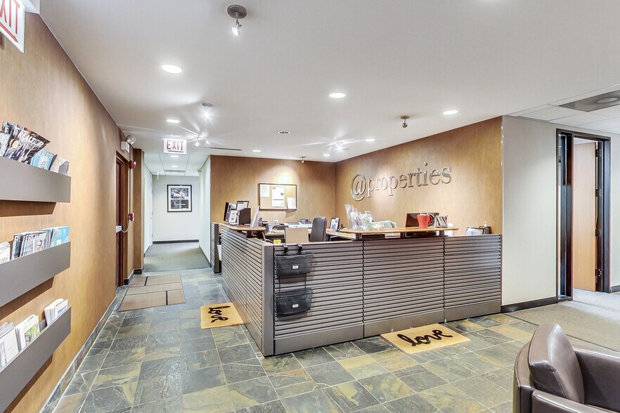 More Photos Of 212 E Ohio St, Chicago Office For Lease