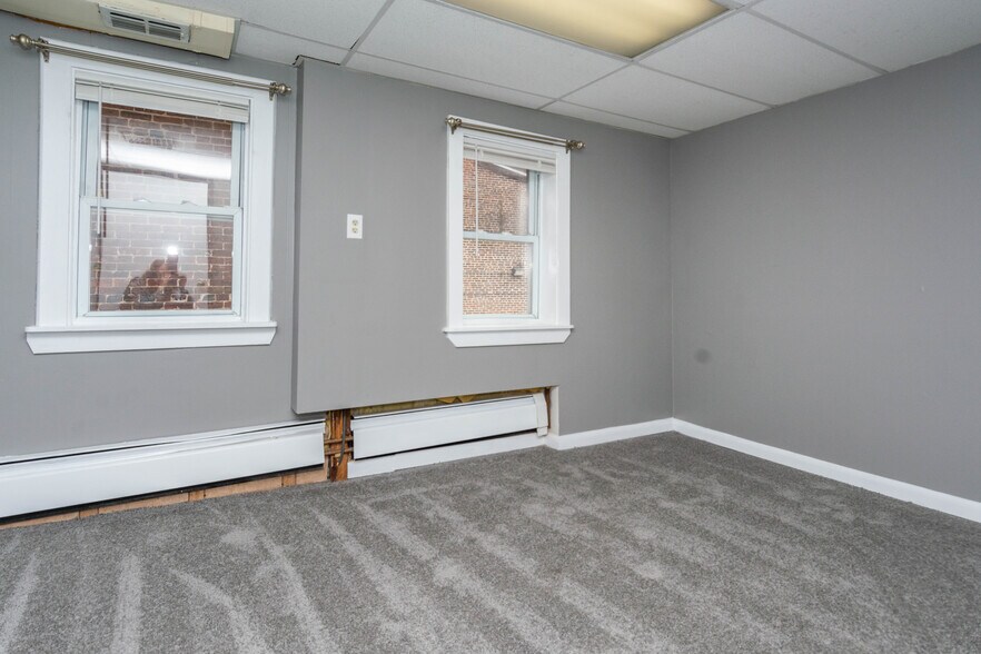 More Photos Of 115 W Mulberry St, Baltimore Office Residential For Sale