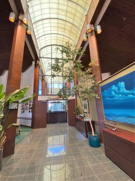 More Photos Of 25548 Genesee Trail Rd, Golden Office For Sale