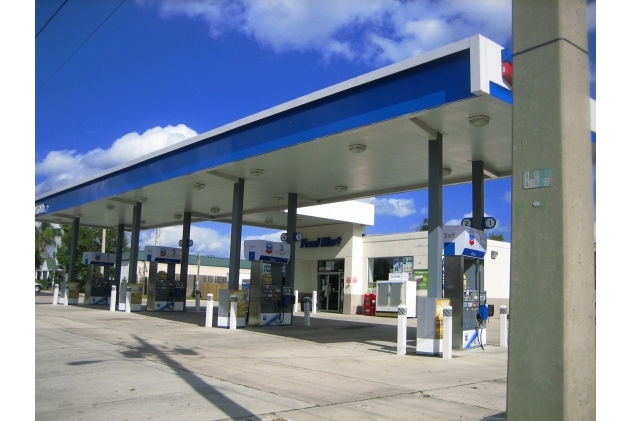 Primary Photo Of 1200 3rd St SW, Winter Haven Convenience Store For Lease