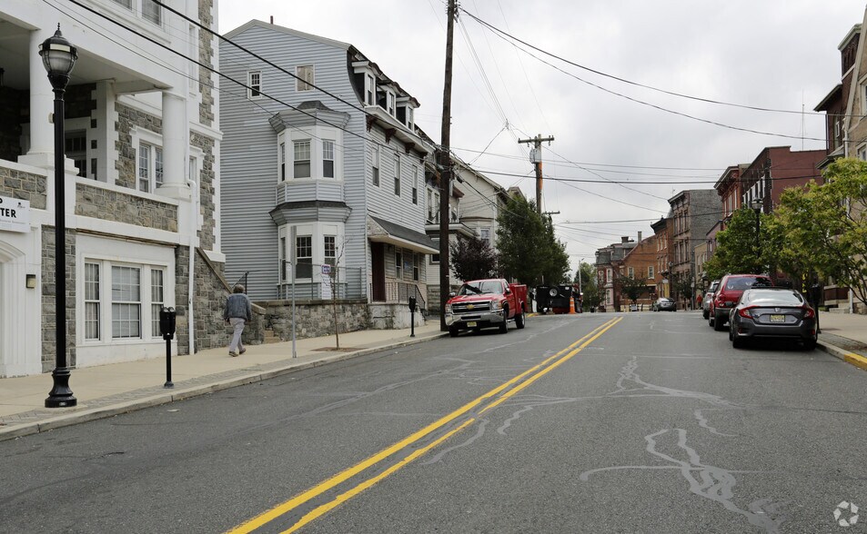 More Photos Of 75 S Main St, Phillipsburg Office For Lease