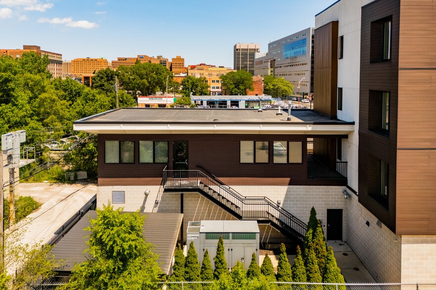 Primary Photo Of 440 Selden St, Detroit Office For Sale