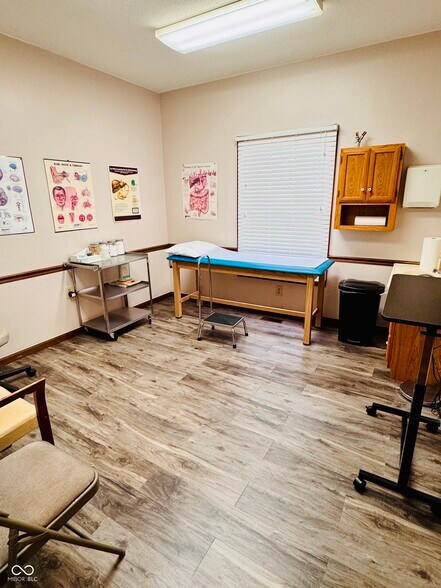 More Photos Of 2125 E State Highway 54, Linton Office For Sale