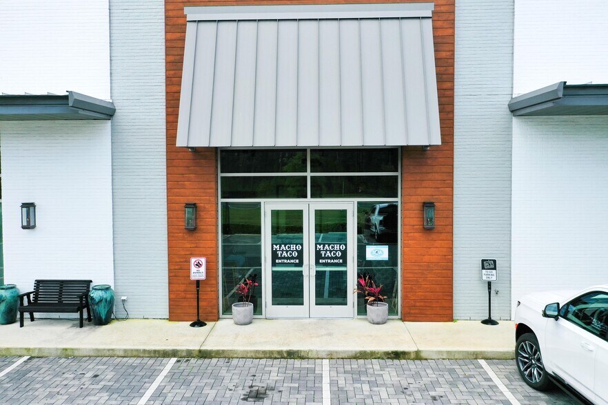 More Photos Of 2525 US Hwy 98, Santa Rosa Beach Storefront Retail Office For Lease