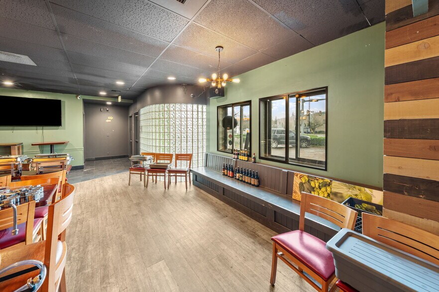 More Photos Of 351 Park Ave N, Renton General Retail For Sale